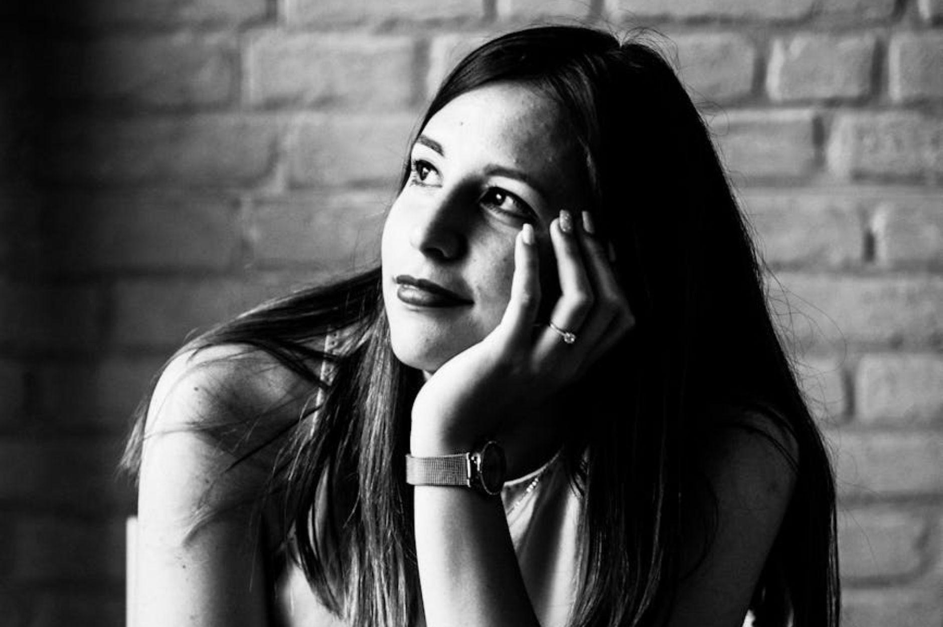 How To Not Get Nervous: 11 Easy Tips To Stay Calm