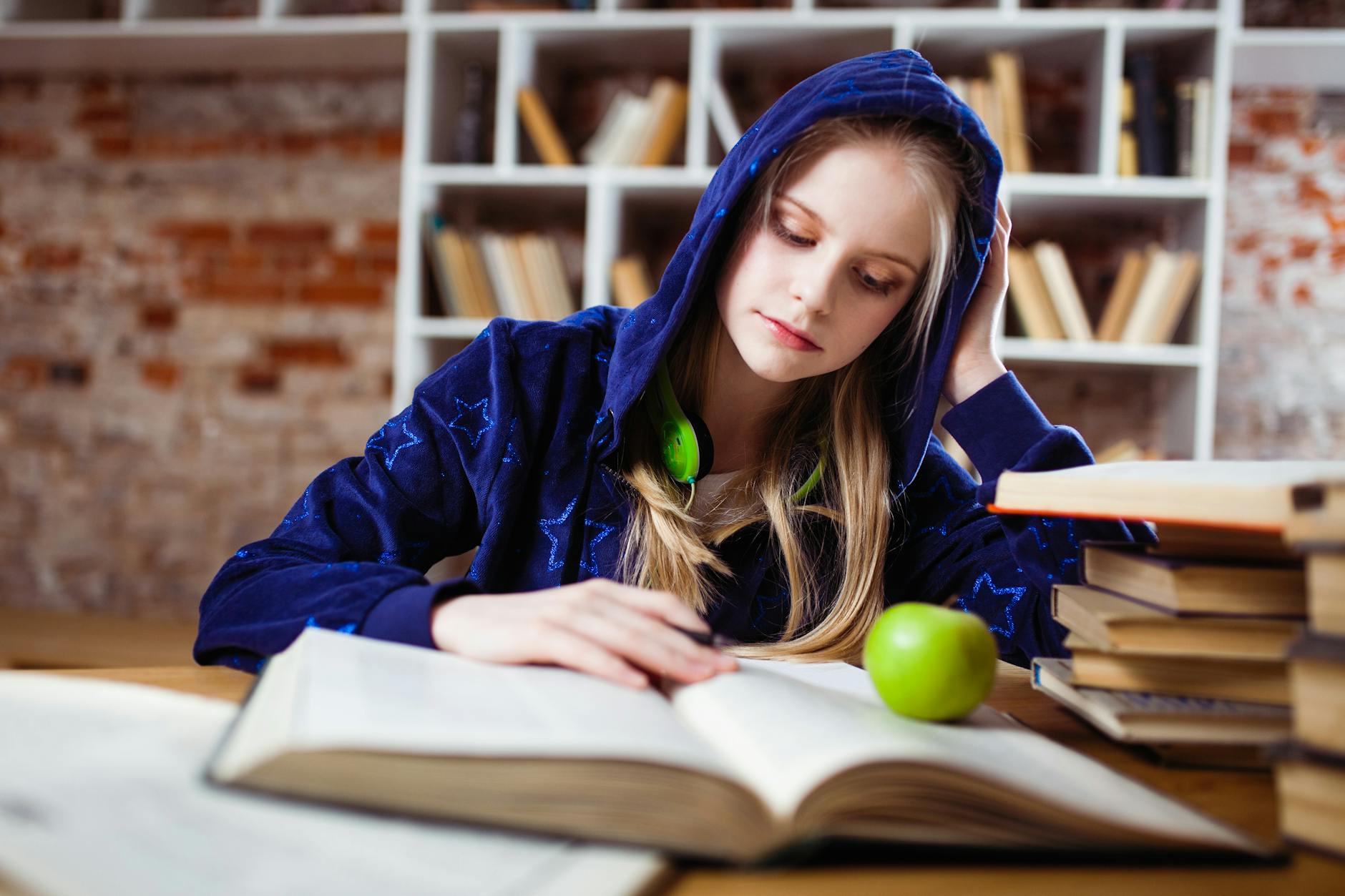 Stay Motivated Everyday: 11 Practical Tips For Achieving Any Goal