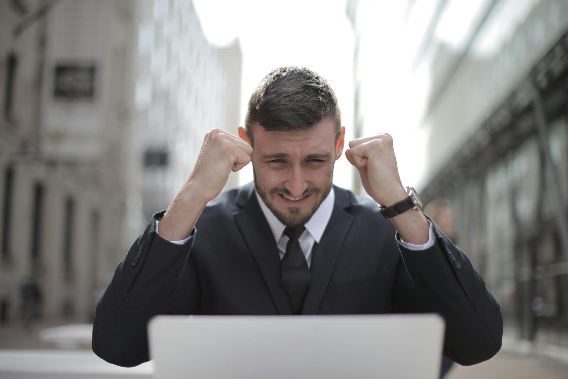 Stay Motivated Everyday: 11 Practical Tips For Achieving Any Goal