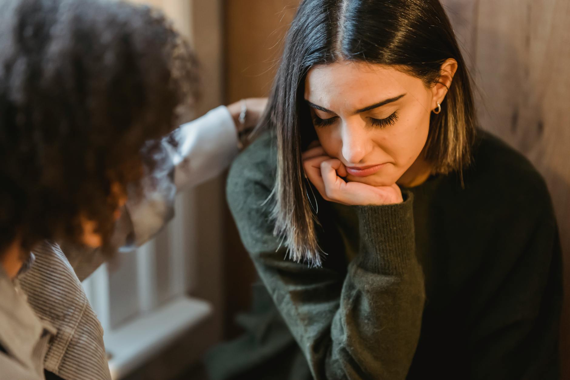 10 Simple Tips To Become a Better Listener Today