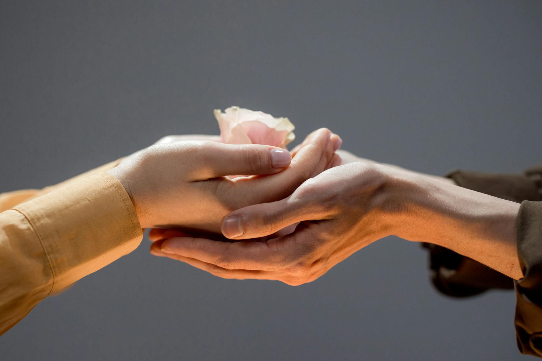 How To Be Happy: 10 Practical Steps To Joyfulness