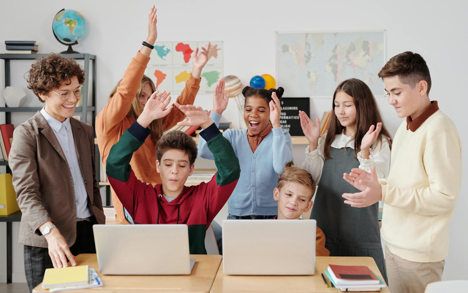 How To Develop Emotional Intelligence: A Practical Guide
