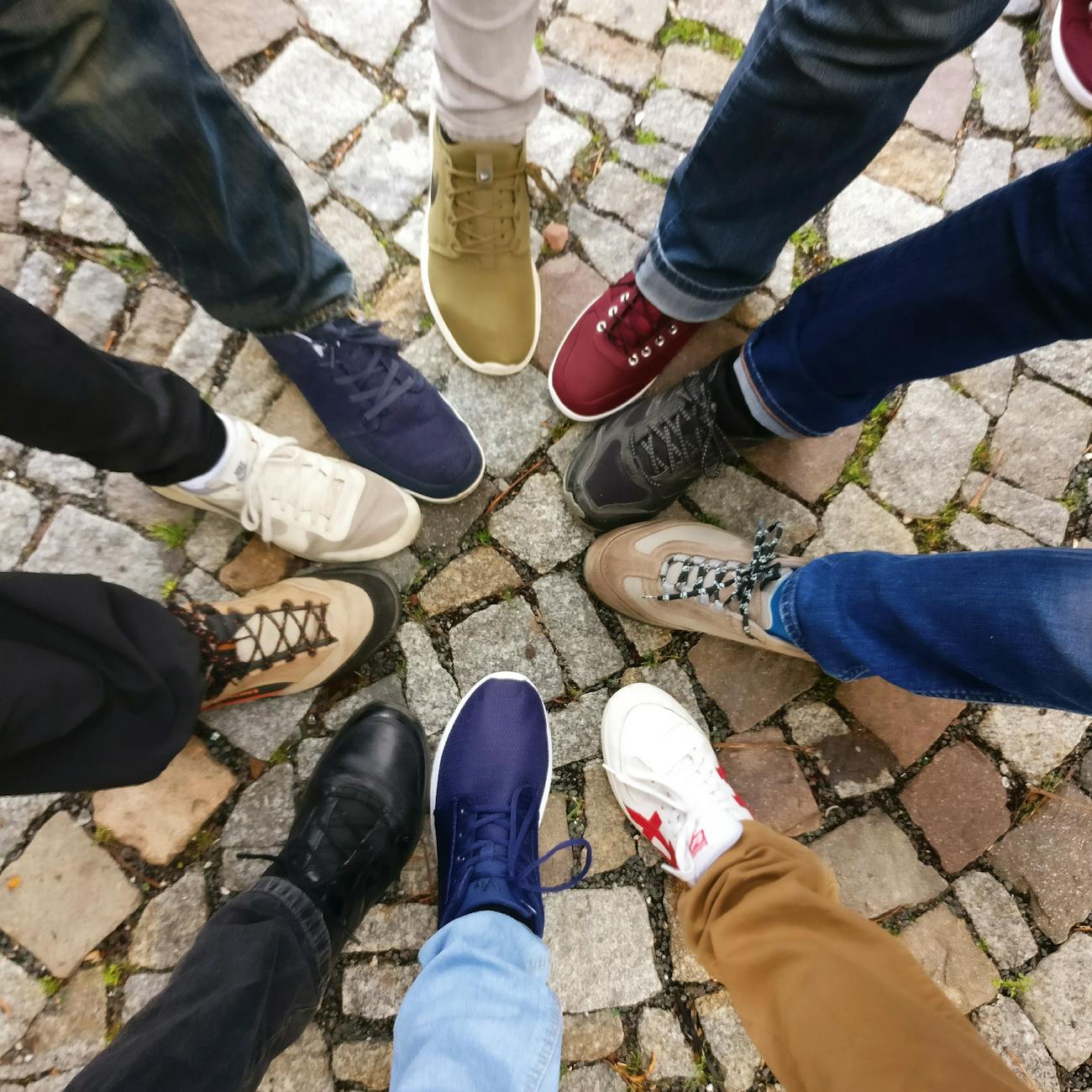 How To Develop Emotional Intelligence: A Practical Guide